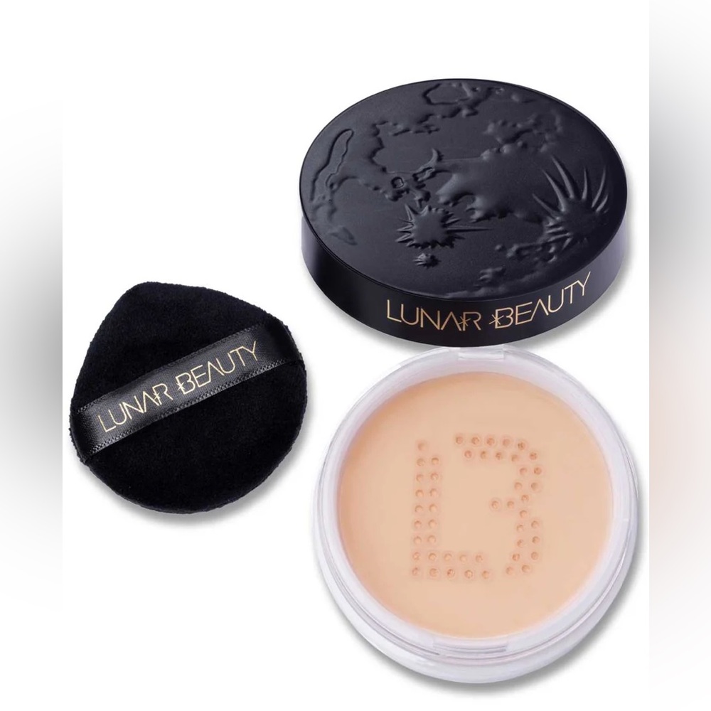 LUNAR BEAUTY LUNARVERSAL SETTING POWDER - medium.